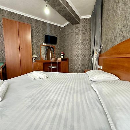 Comfort Inn 撒马尔罕 外观 照片