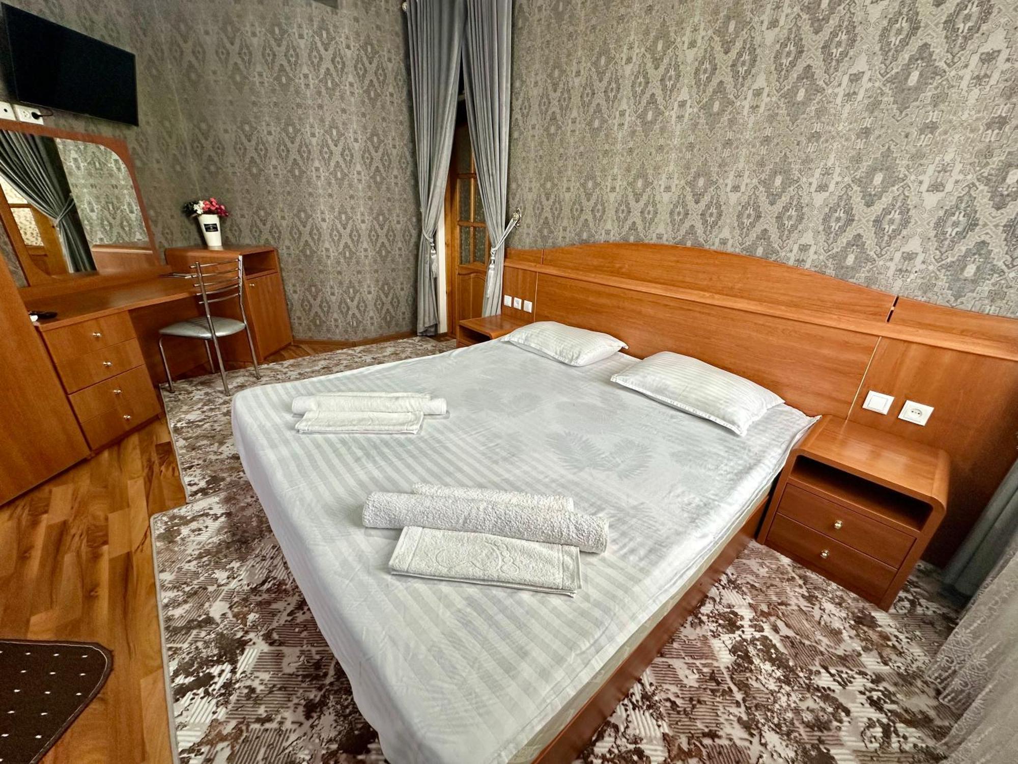 Comfort Inn 撒马尔罕 外观 照片