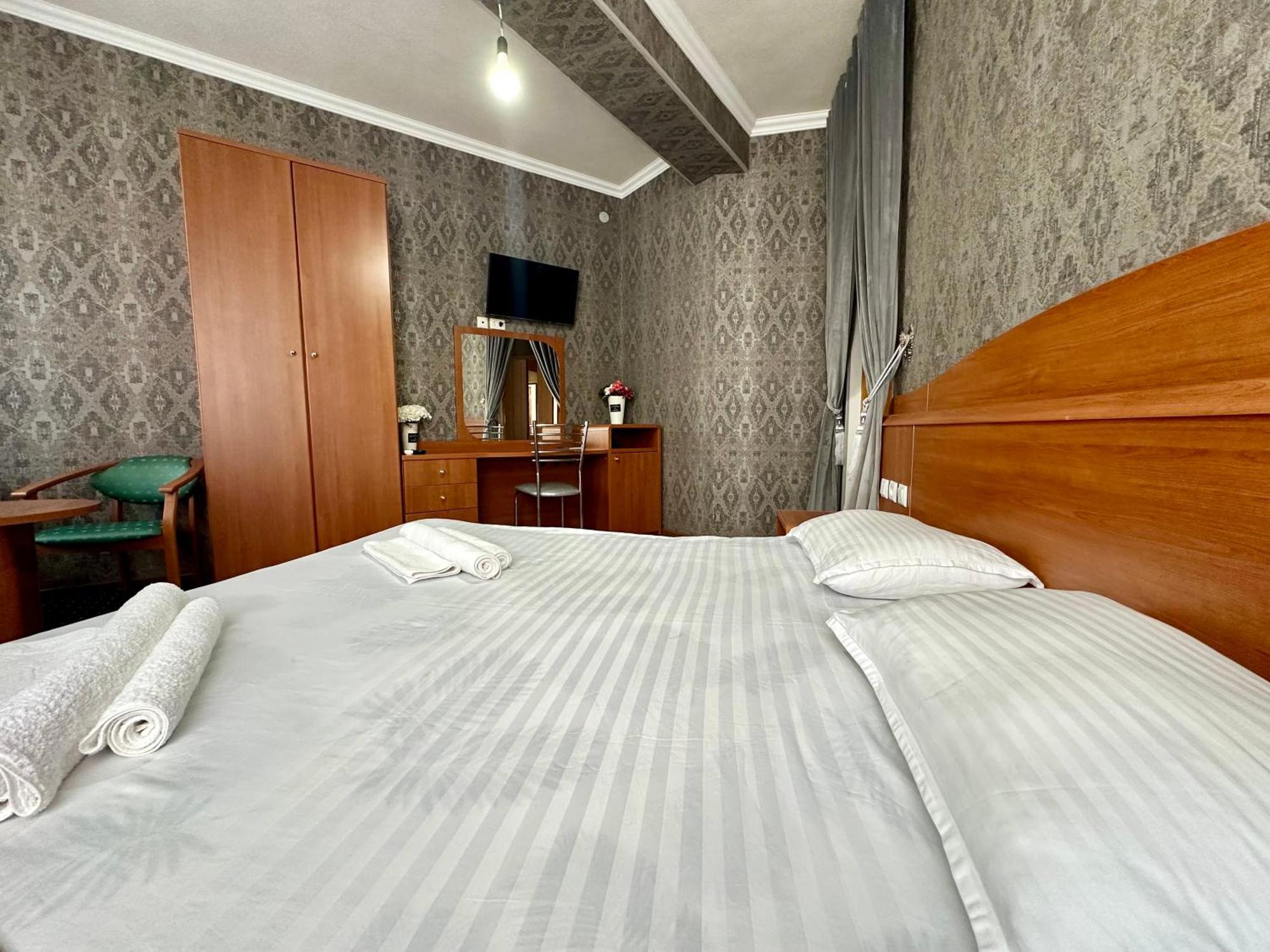 Comfort Inn 撒马尔罕 外观 照片